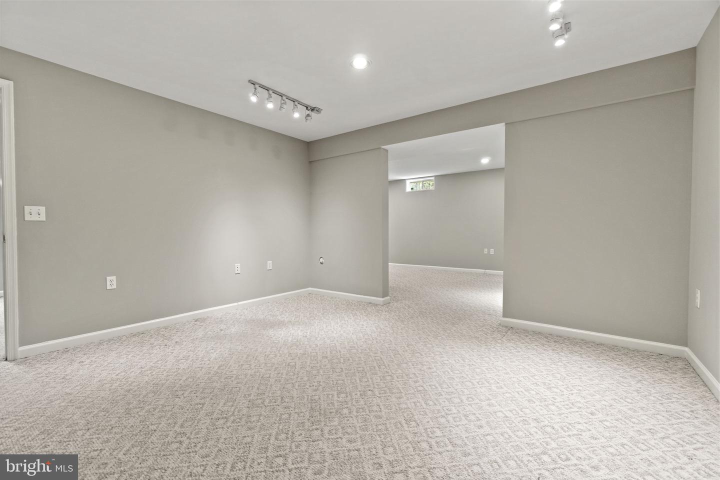 20 Evanshire DRIVE