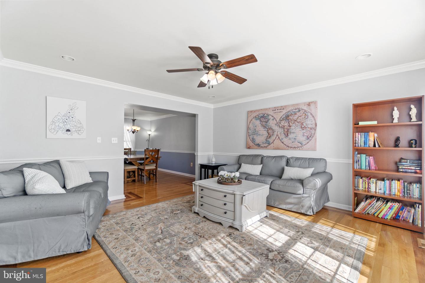 32 Willow Glen COURT