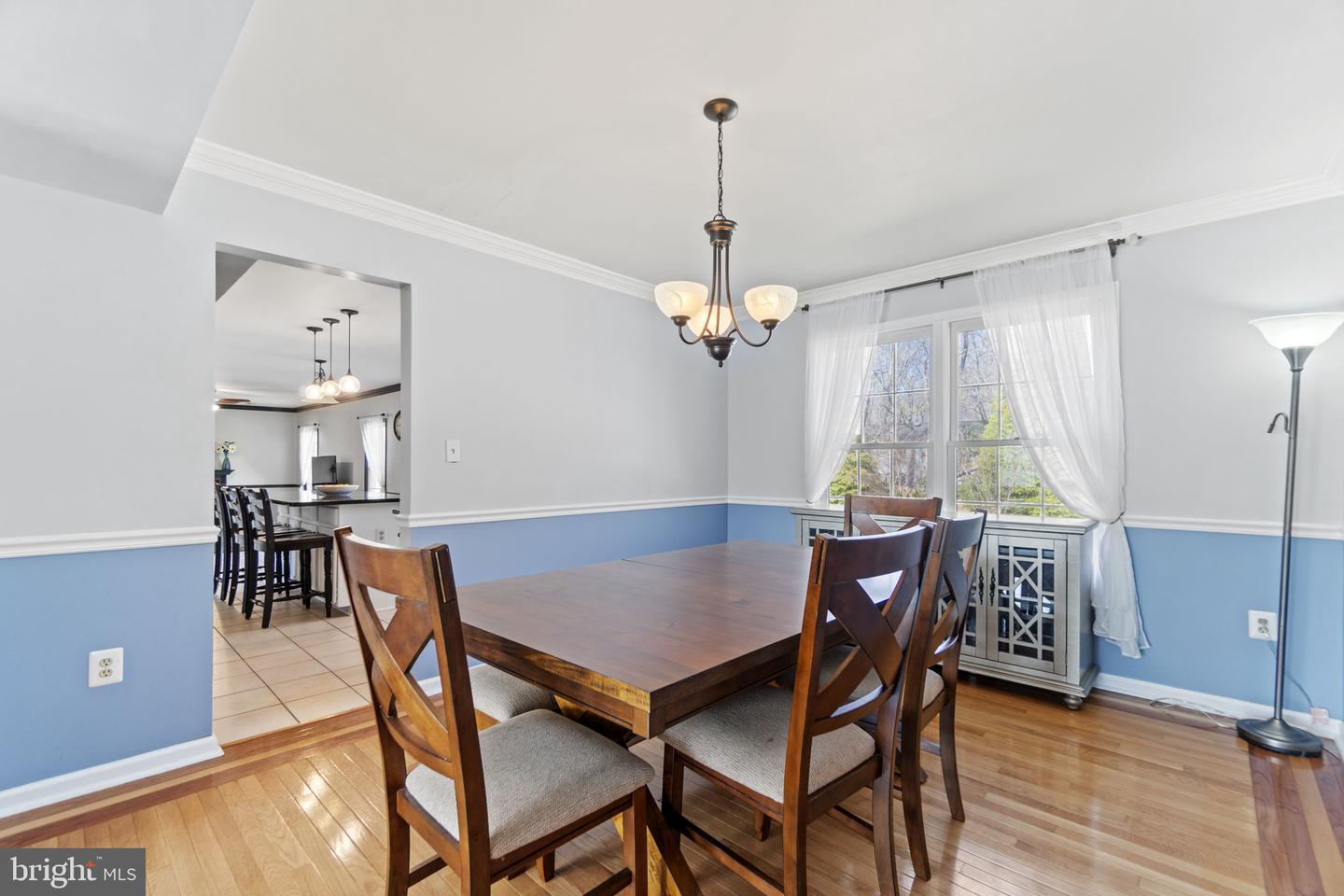 32 Willow Glen COURT
