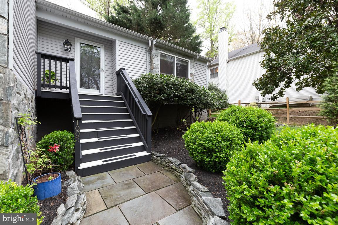 1007 John Paul Jones DRIVE