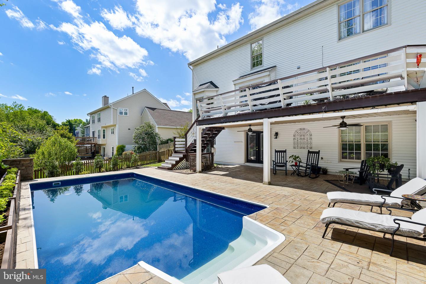 18 Wendover COURT