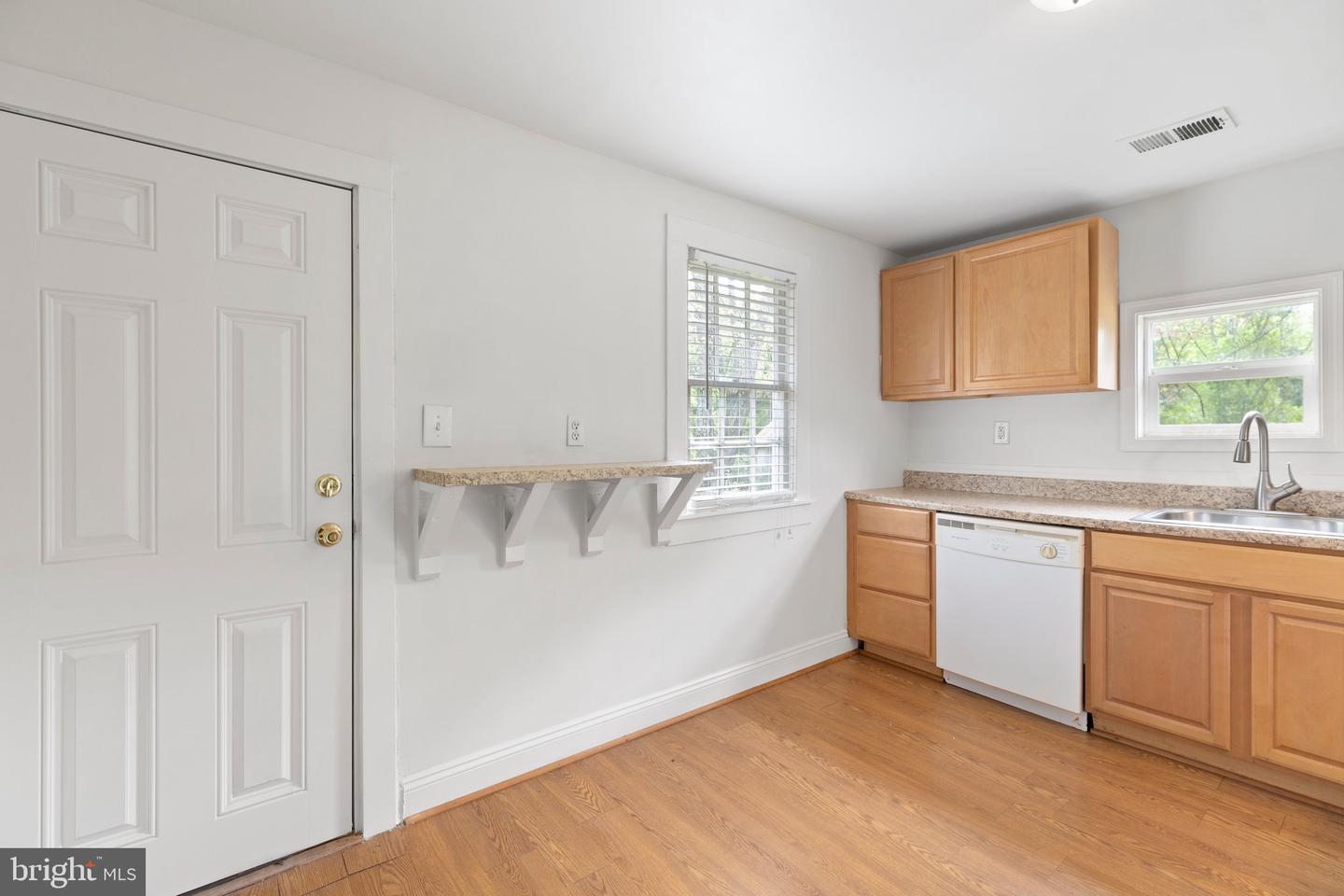 1360 Warrenton ROAD