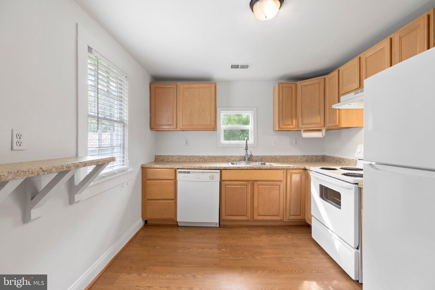 1360 Warrenton ROAD