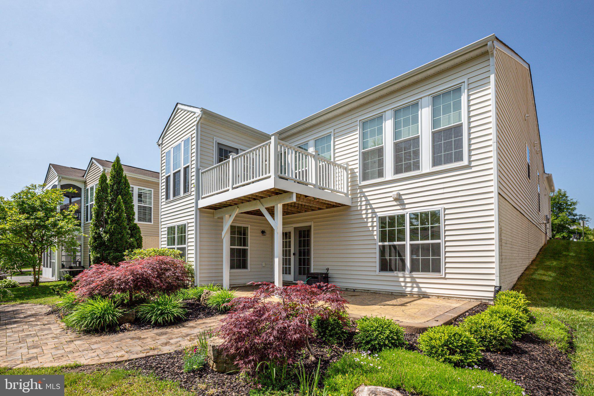 16 Table Bluff DRIVE