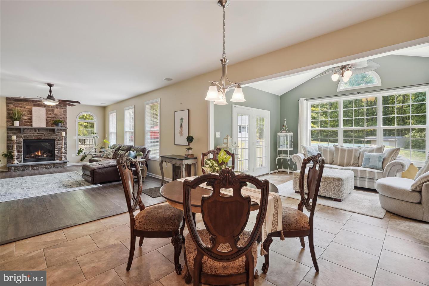 2301 Grouse Pointe DRIVE