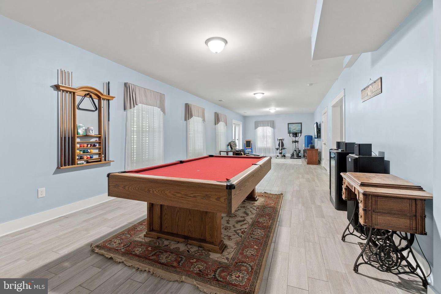 1405 Camp Geary LANE
