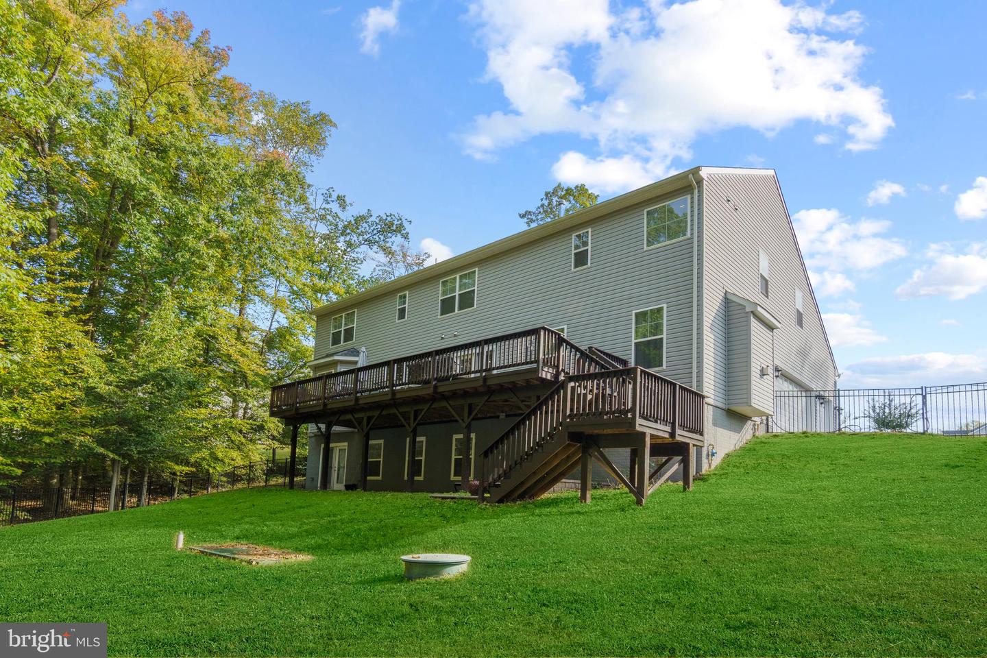 1405 Camp Geary LANE