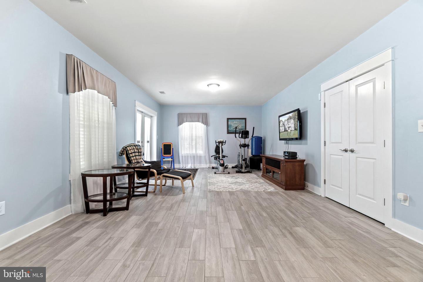 1405 Camp Geary LANE