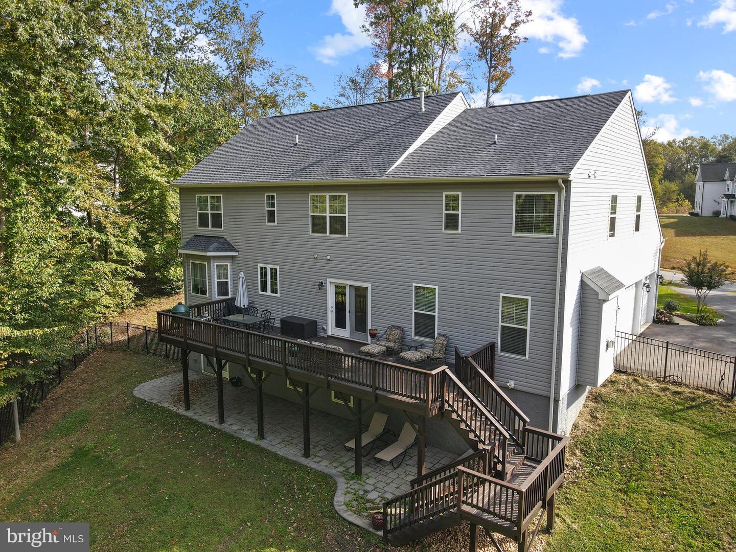 1405 Camp Geary LANE