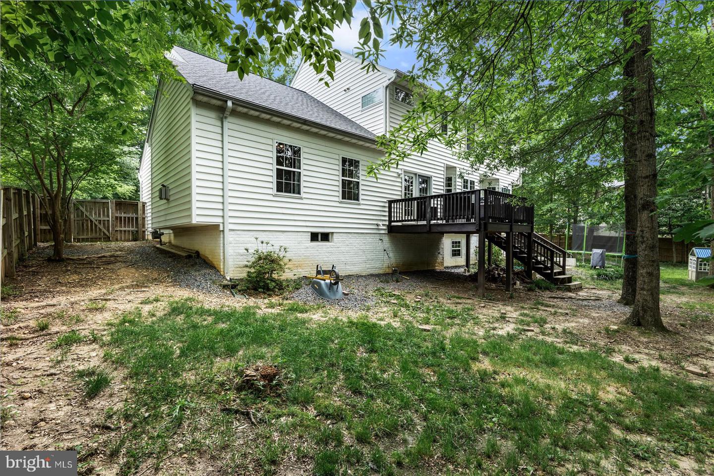 811 Winterberry DRIVE