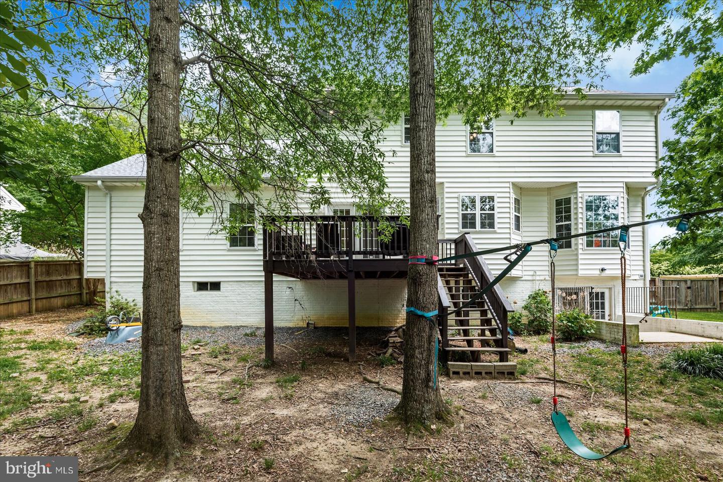 811 Winterberry DRIVE