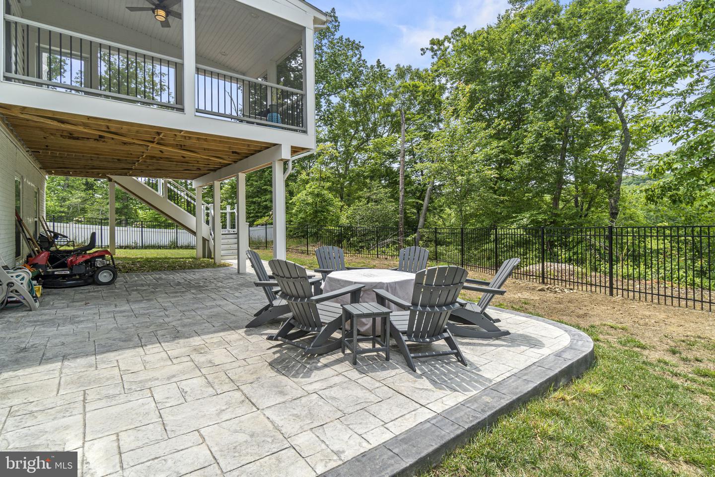 23 Firebrick DRIVE