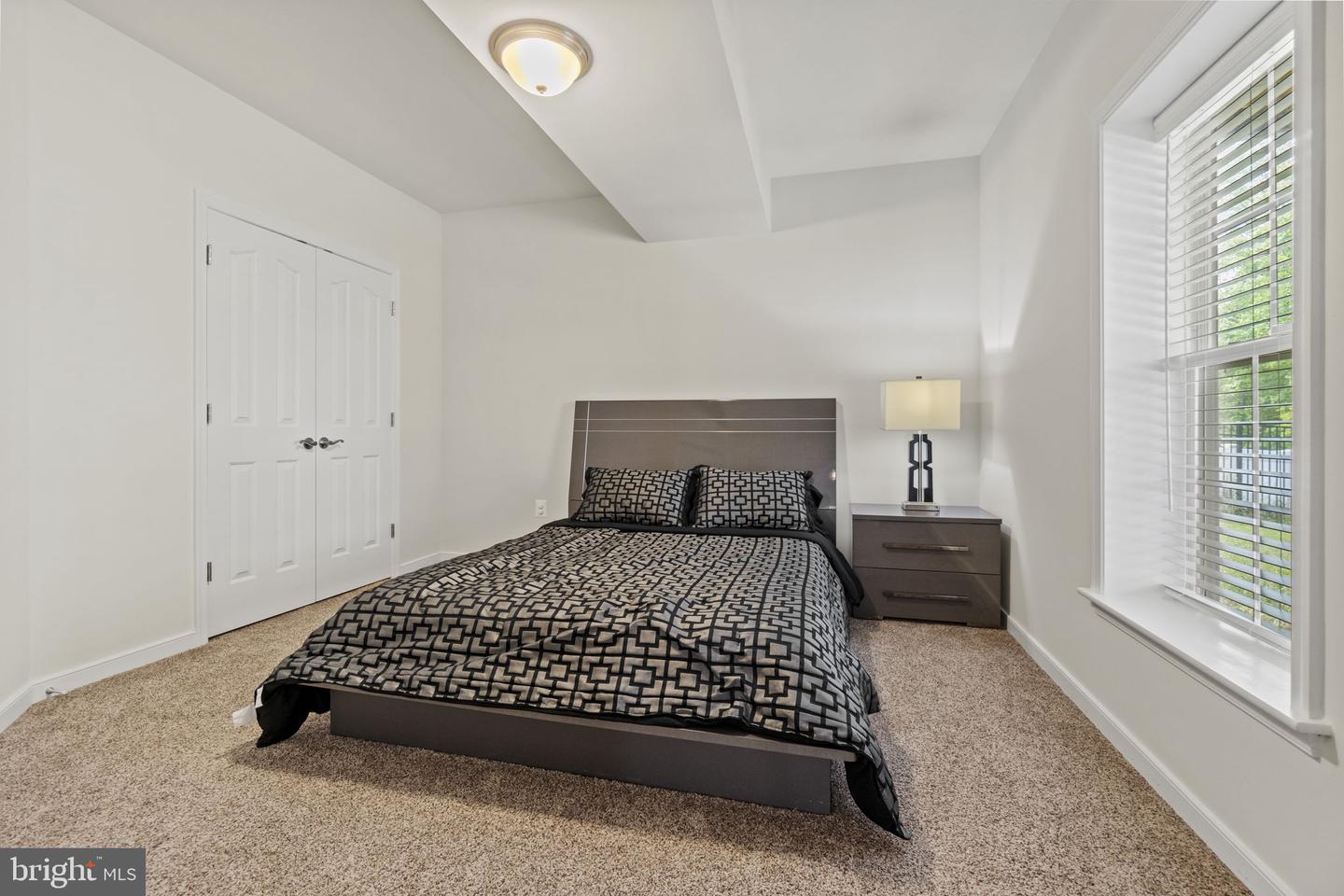 23 Firebrick DRIVE