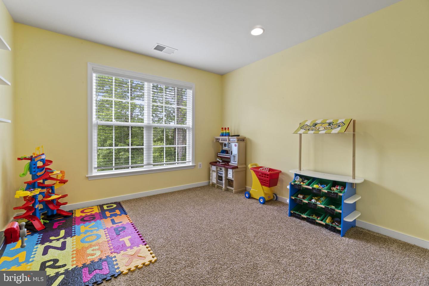 23 Firebrick DRIVE
