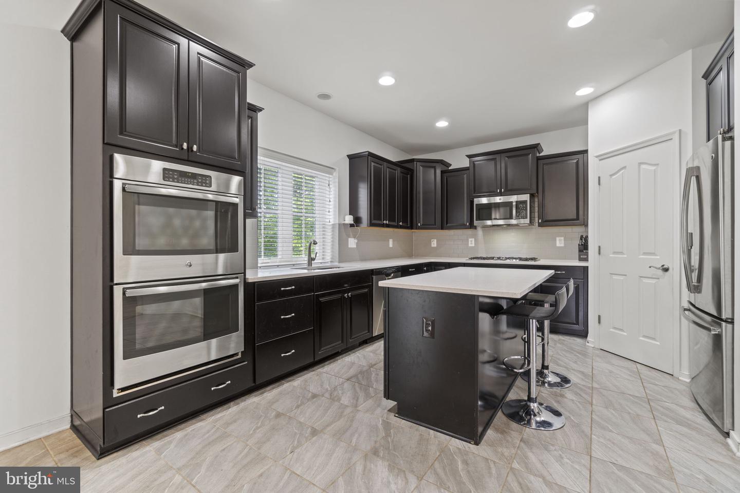 23 Firebrick DRIVE