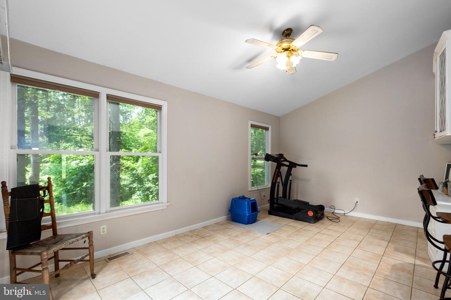 12 Barley Corn DRIVE