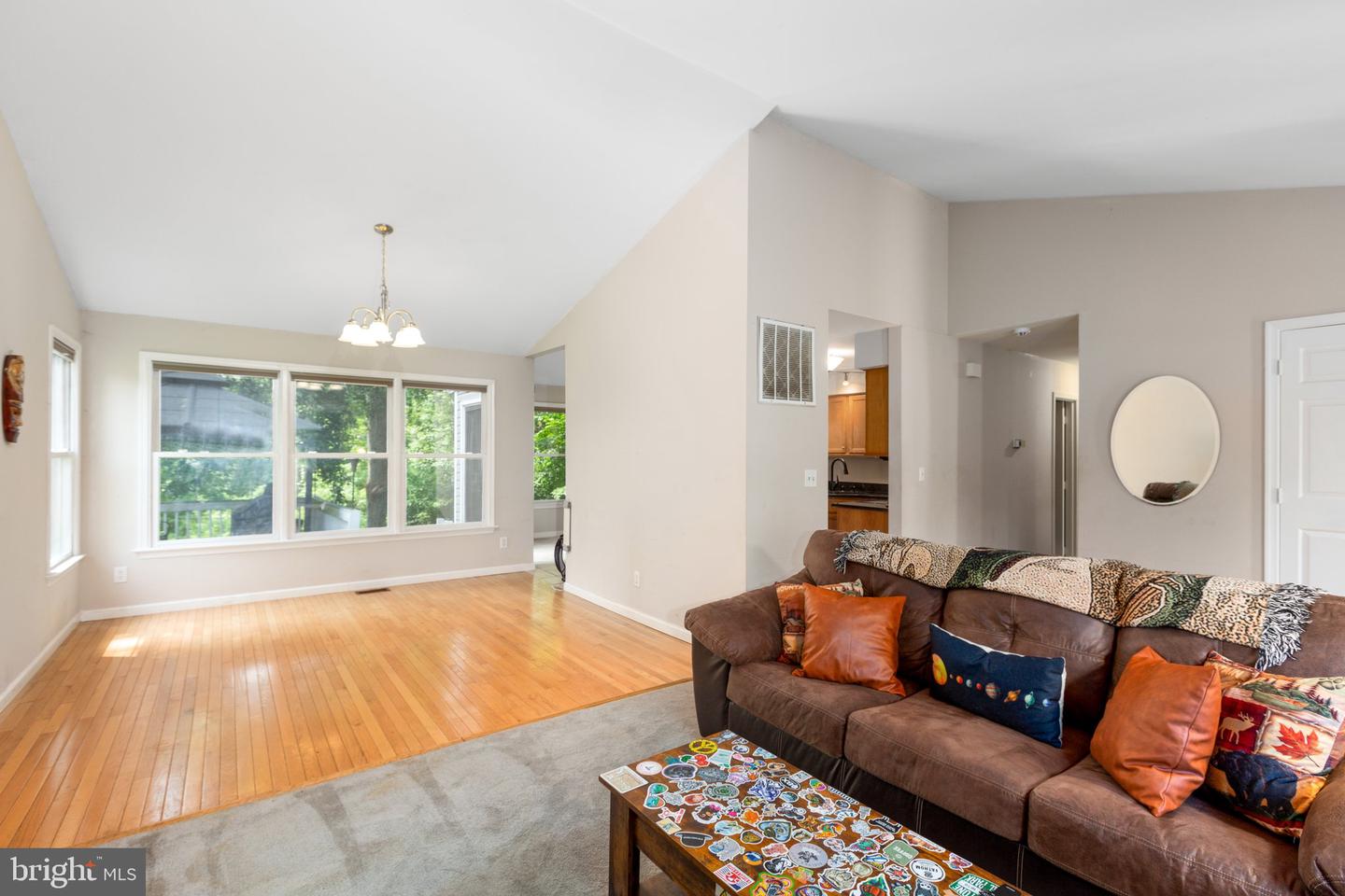 12 Barley Corn DRIVE