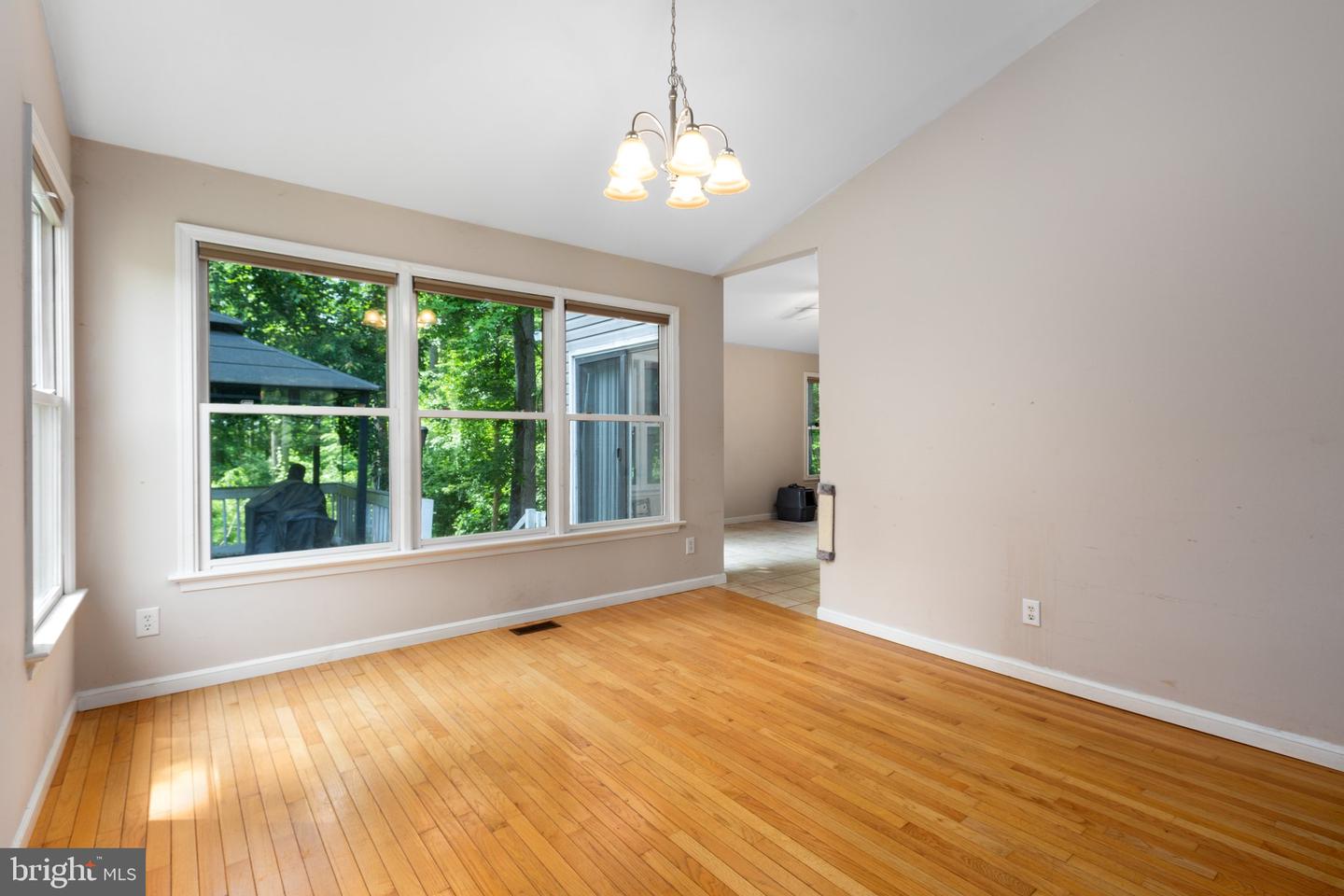 12 Barley Corn DRIVE