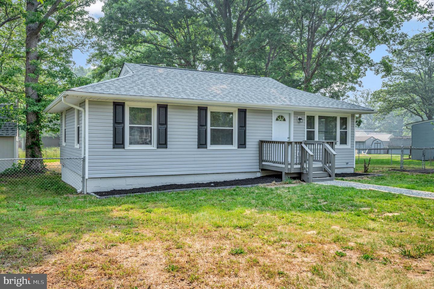 30 Blair Rd