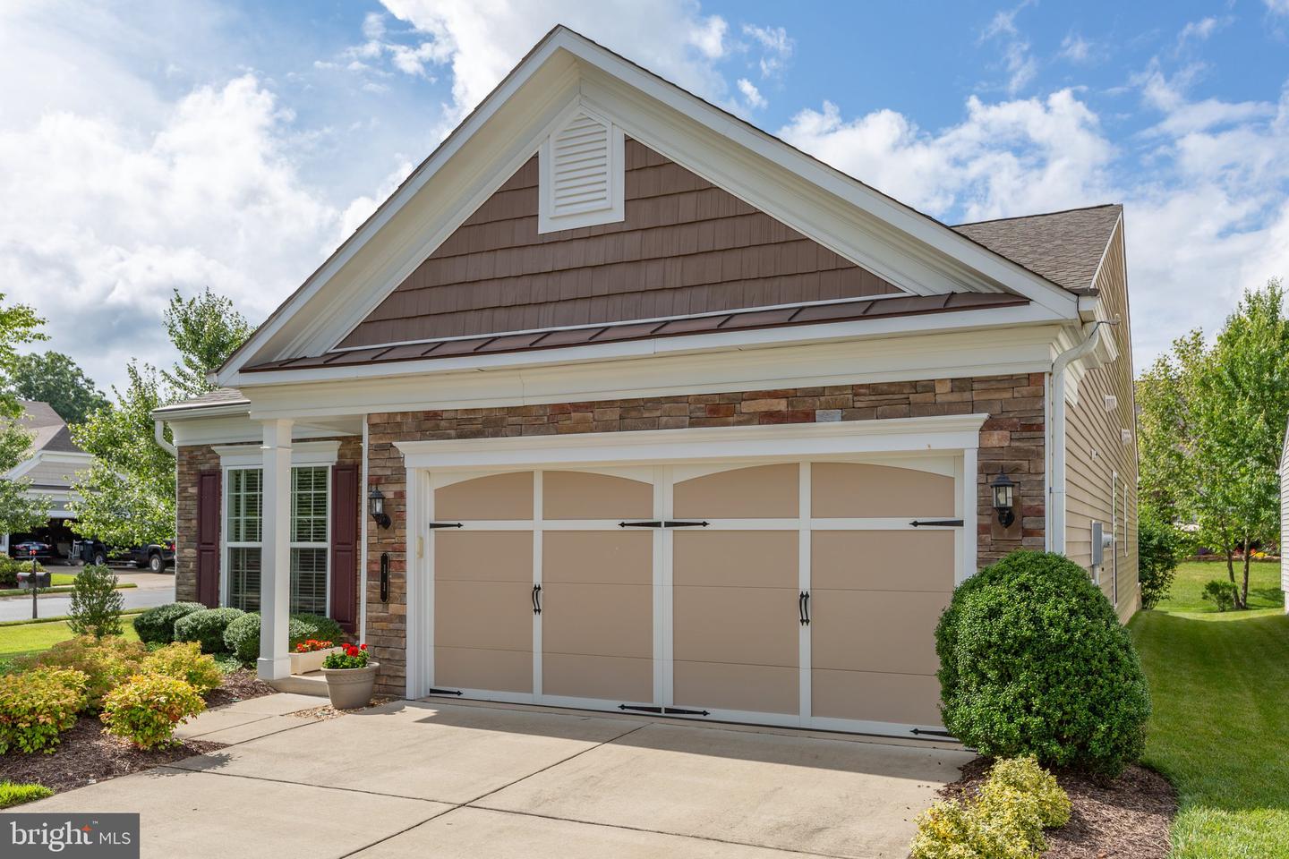 11 Hornby DRIVE