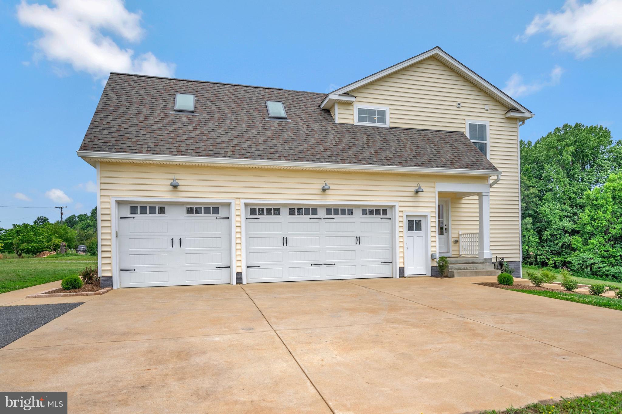910 Old Truslow Rd