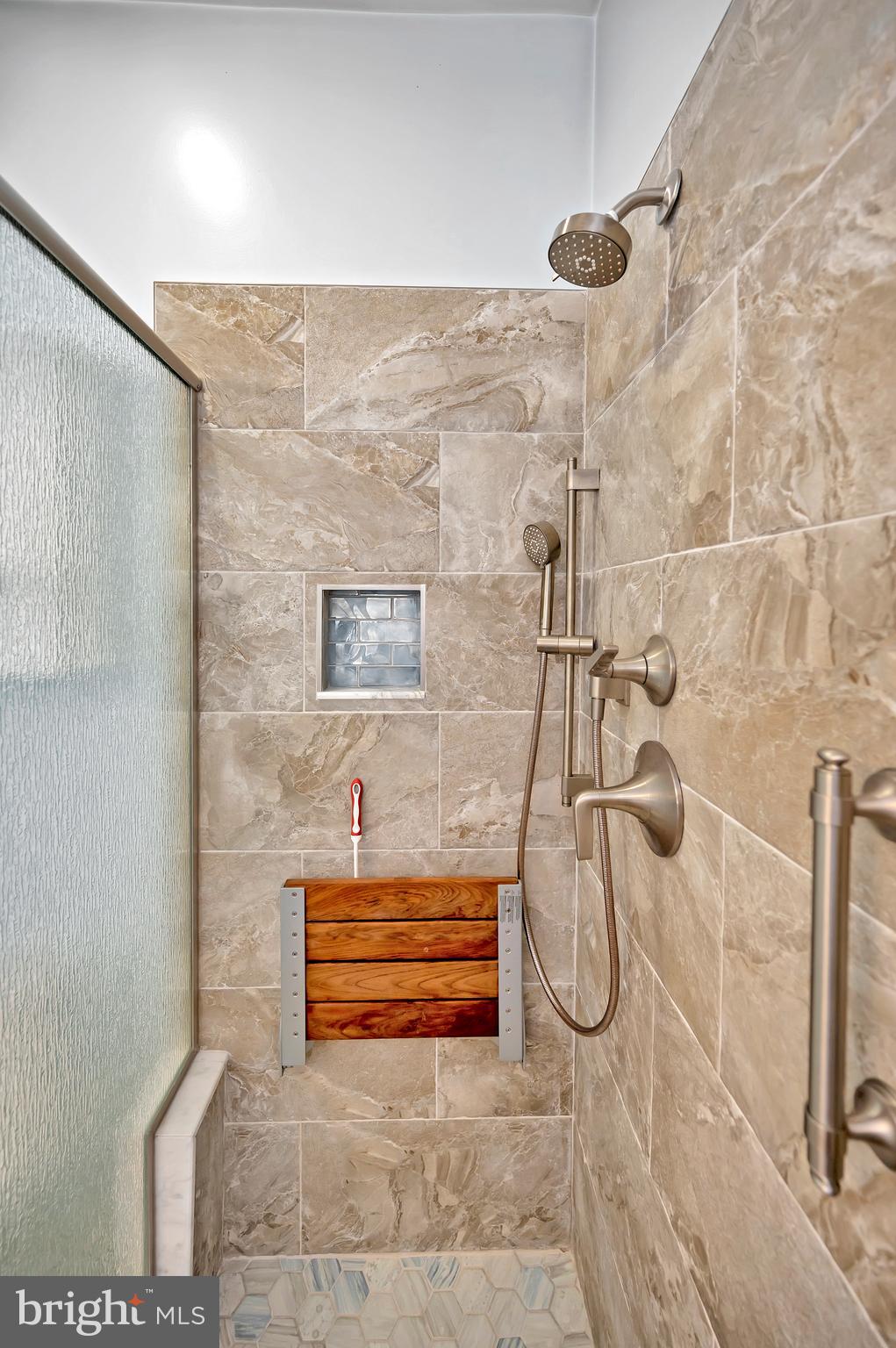 6 Torey Ct