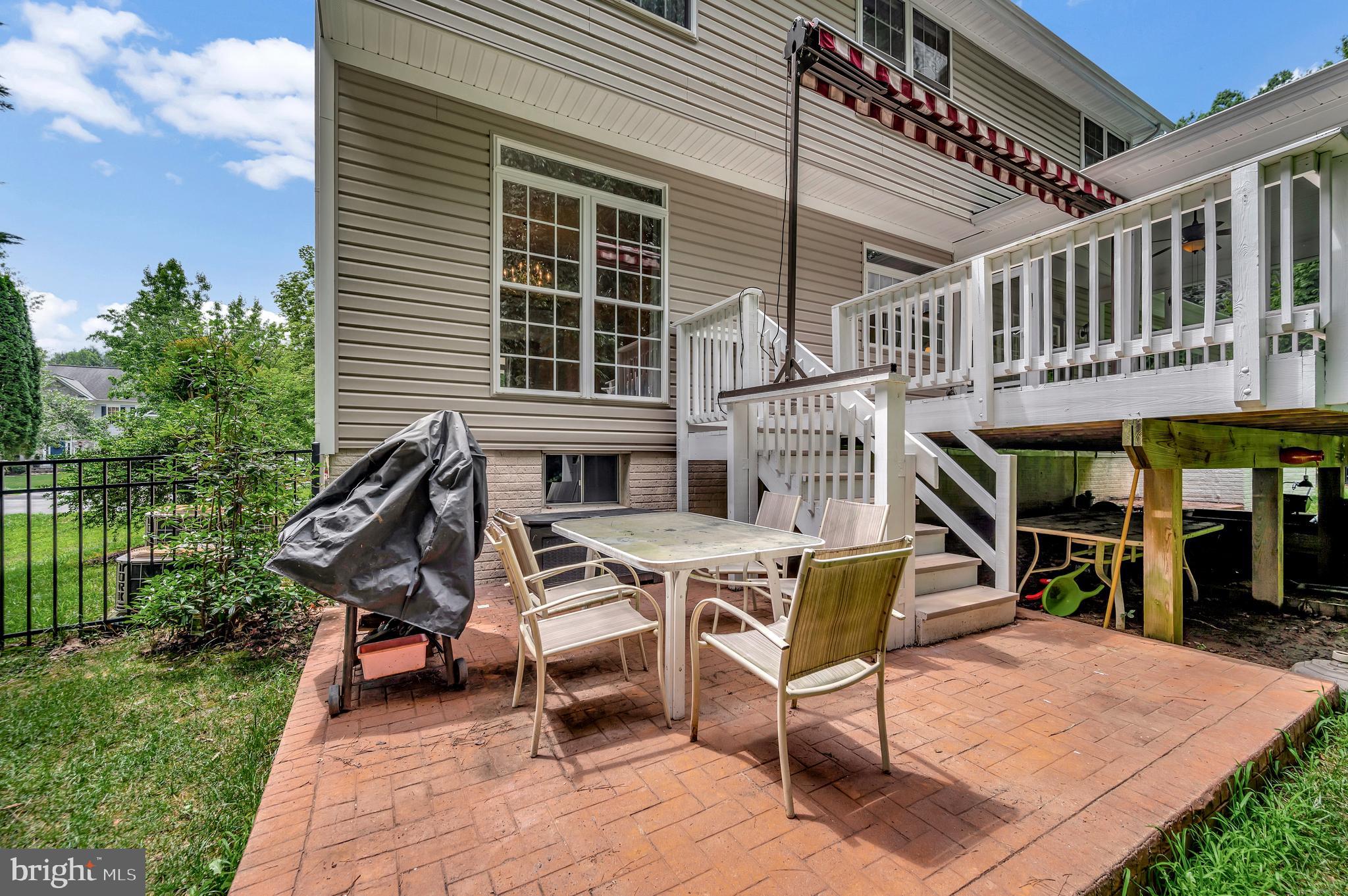 6 Torey Ct