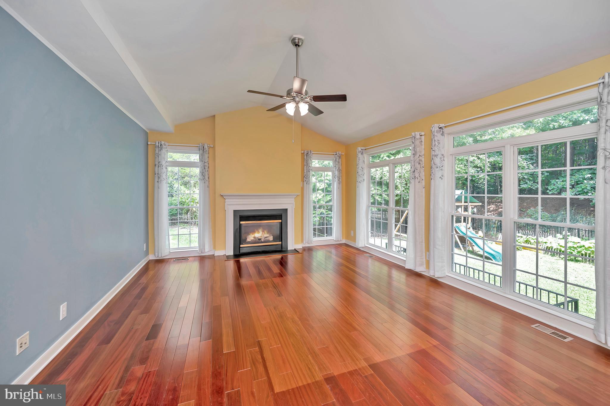 6 Torey Ct