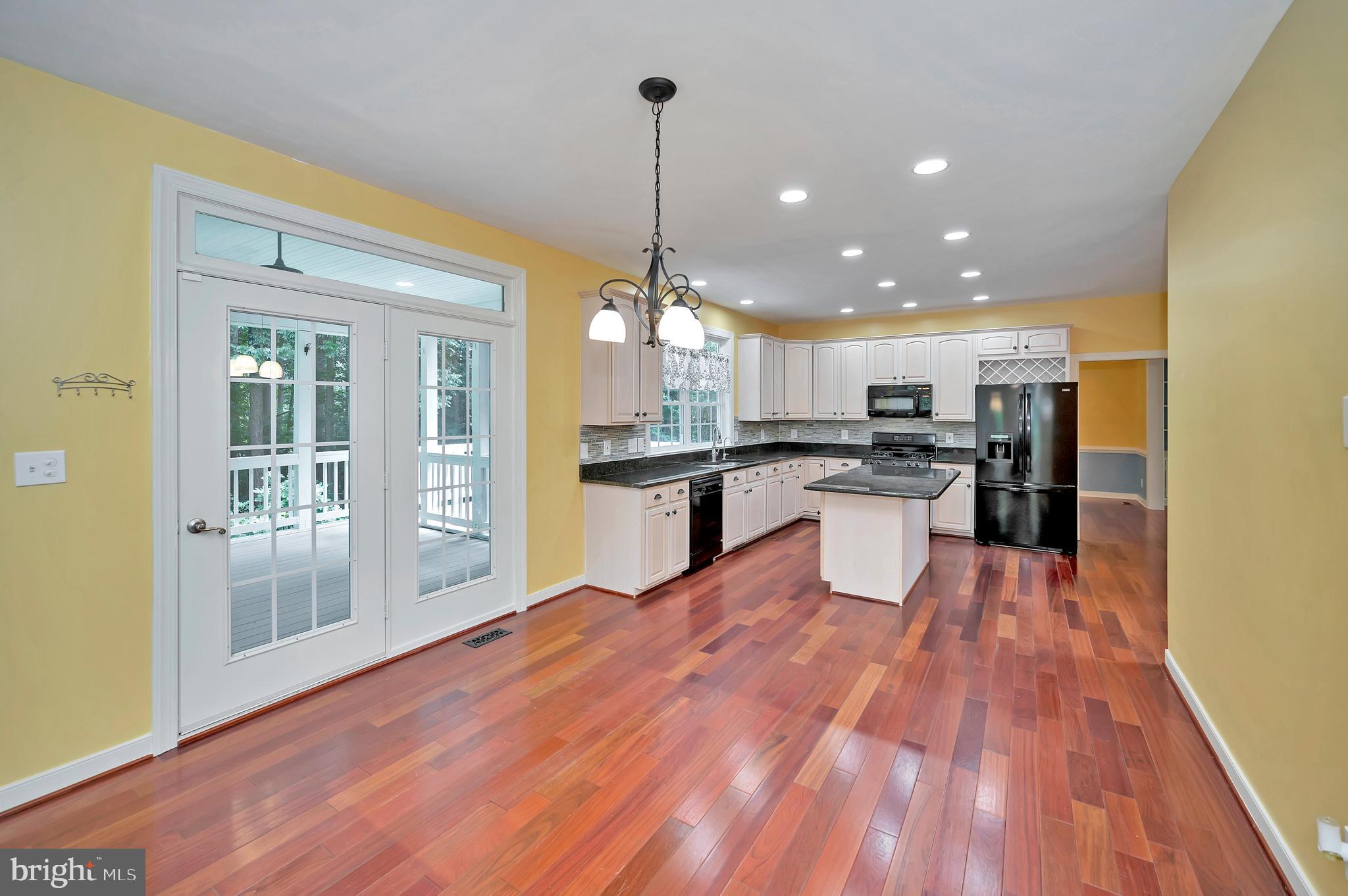 6 Torey Ct