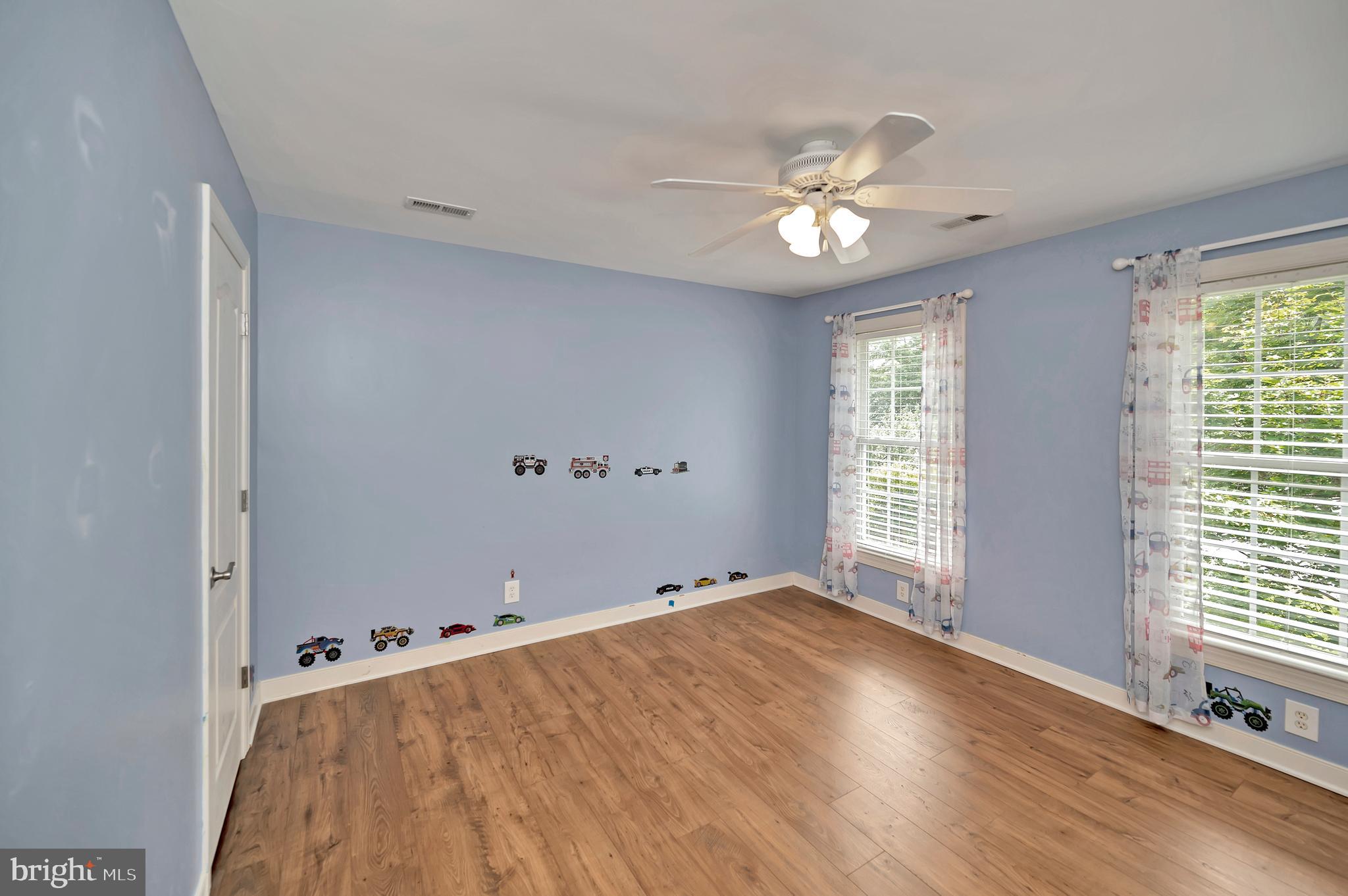 6 Torey Ct
