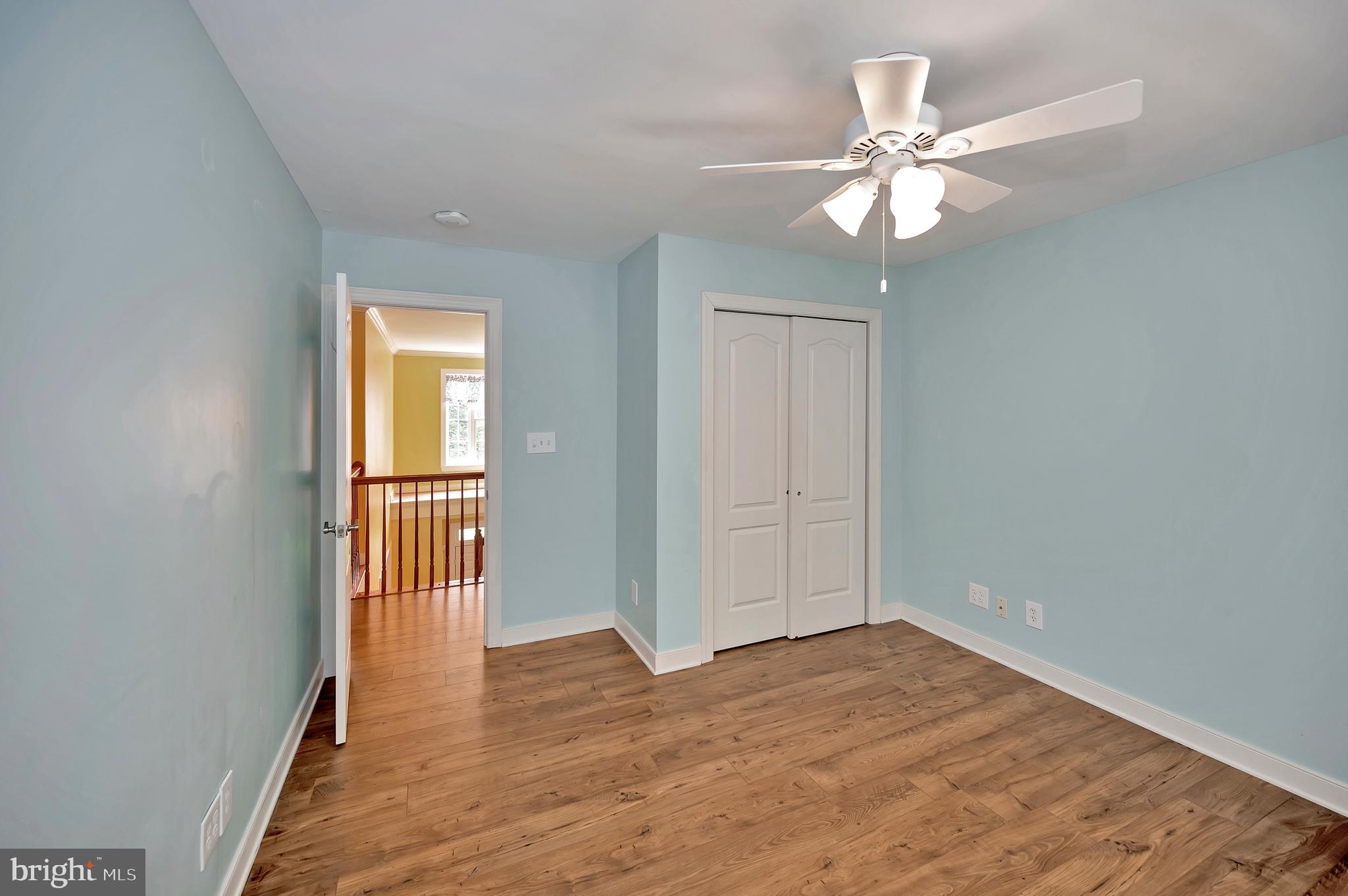 6 Torey Ct