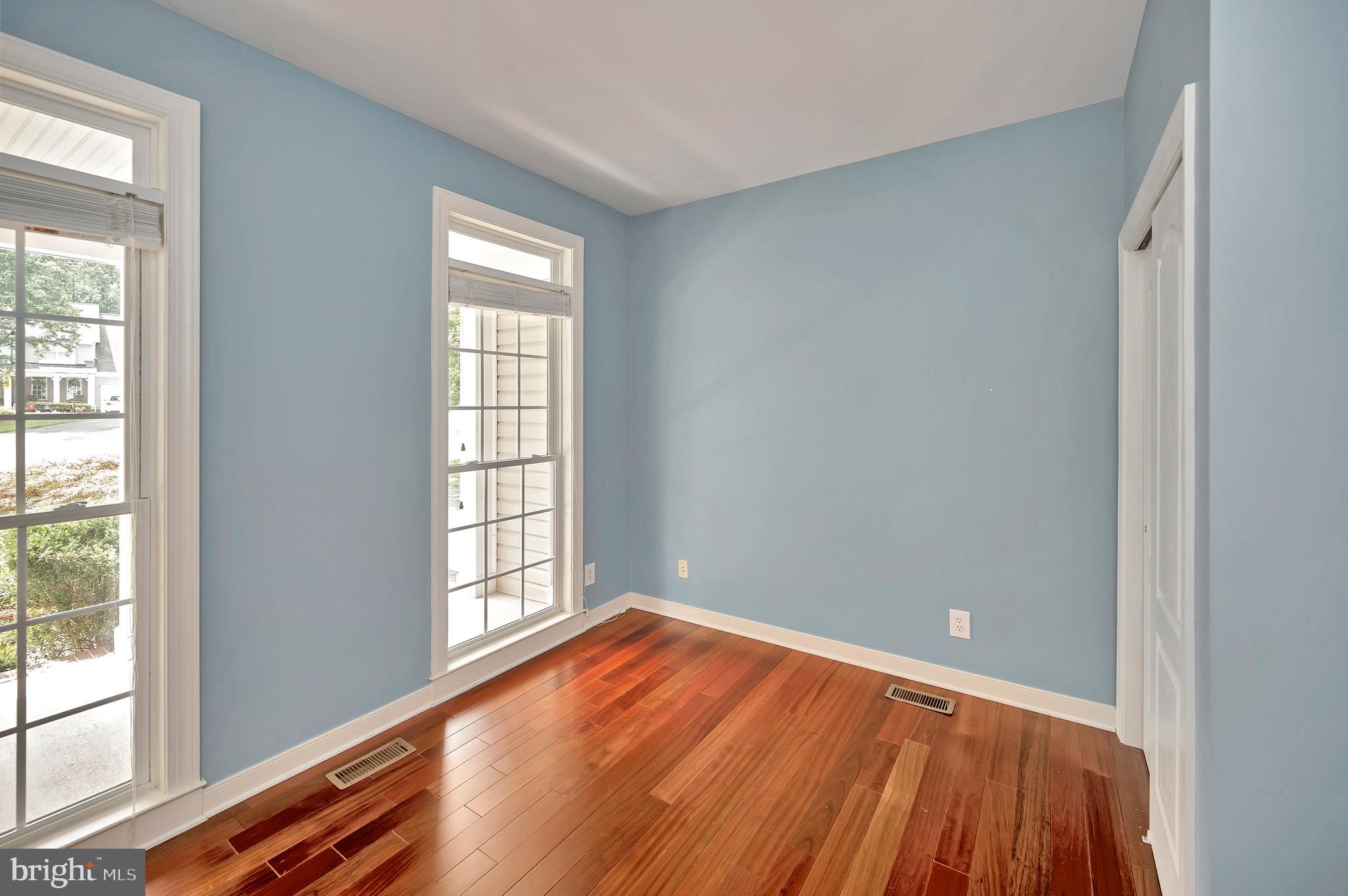 6 Torey Ct
