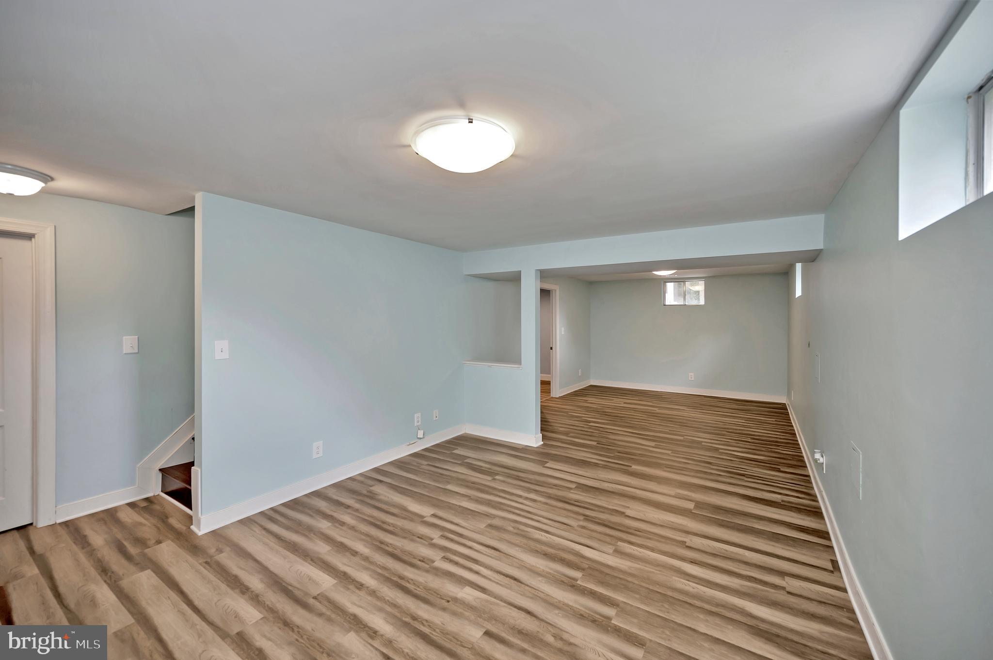 6 Torey Ct