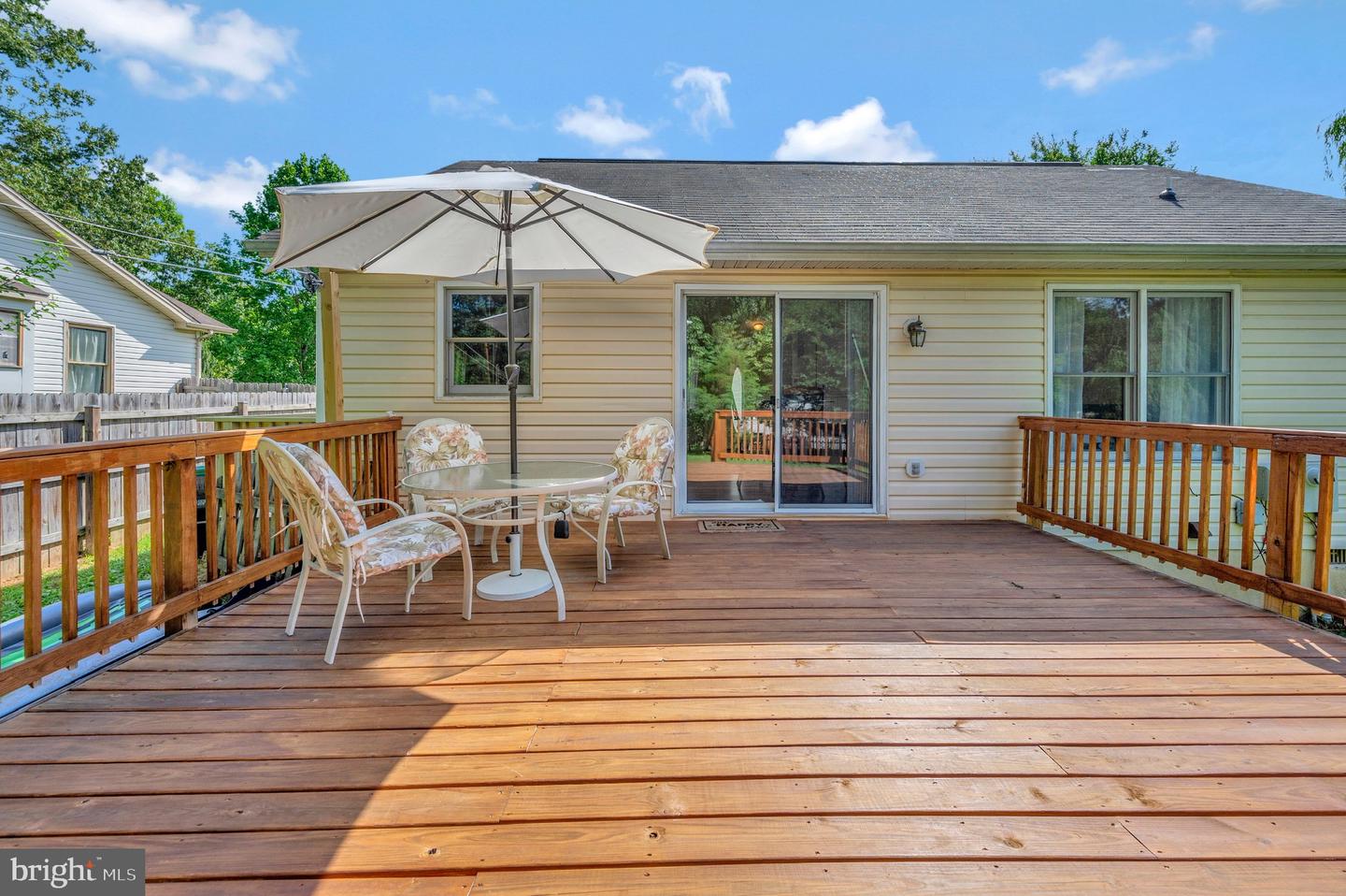 1 Brentwood LANE