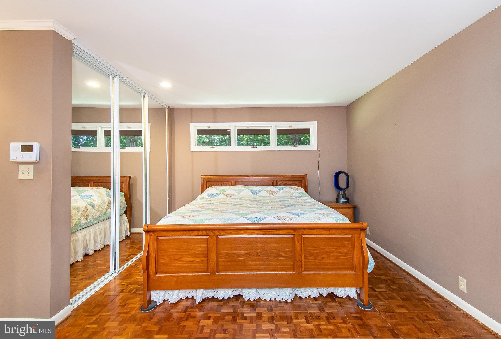 115 Bell ROAD