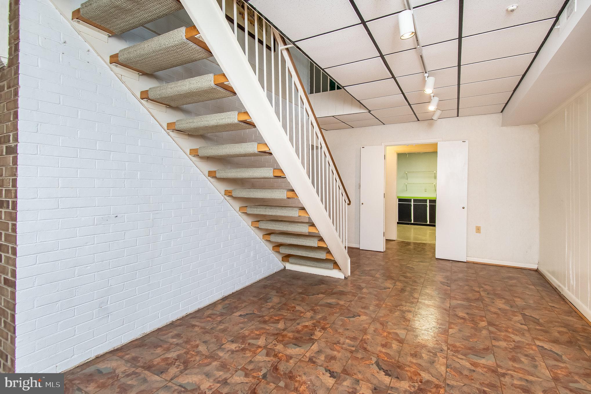 115 Bell ROAD