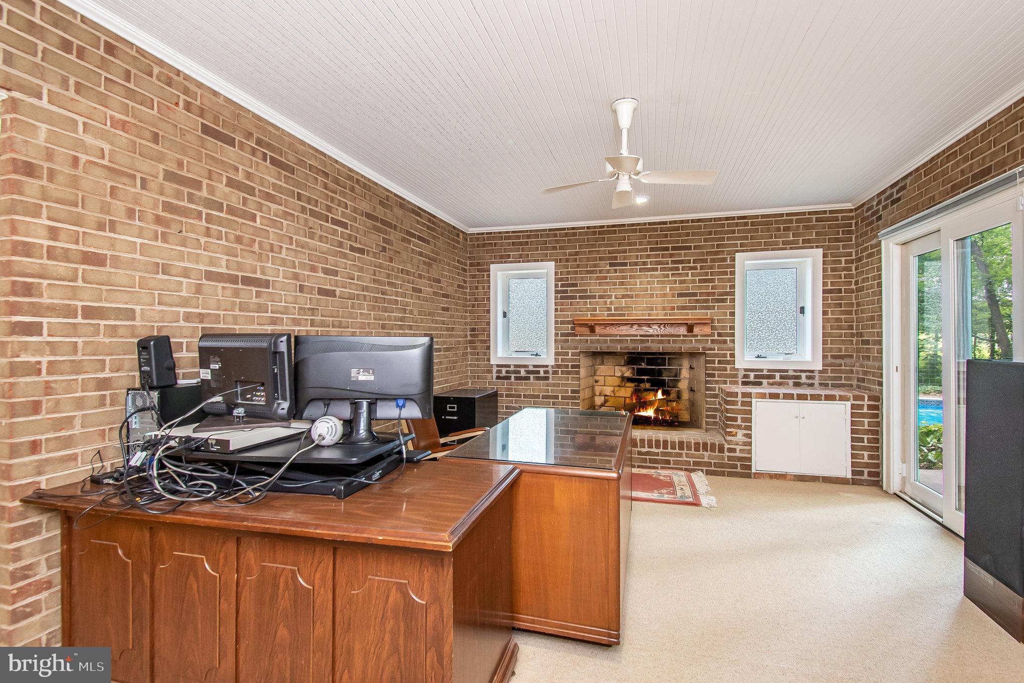 115 Bell ROAD