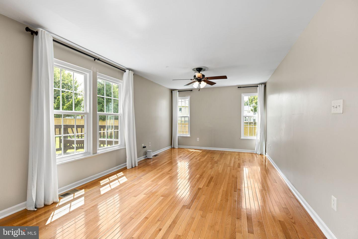 6 Crosswood PLACE