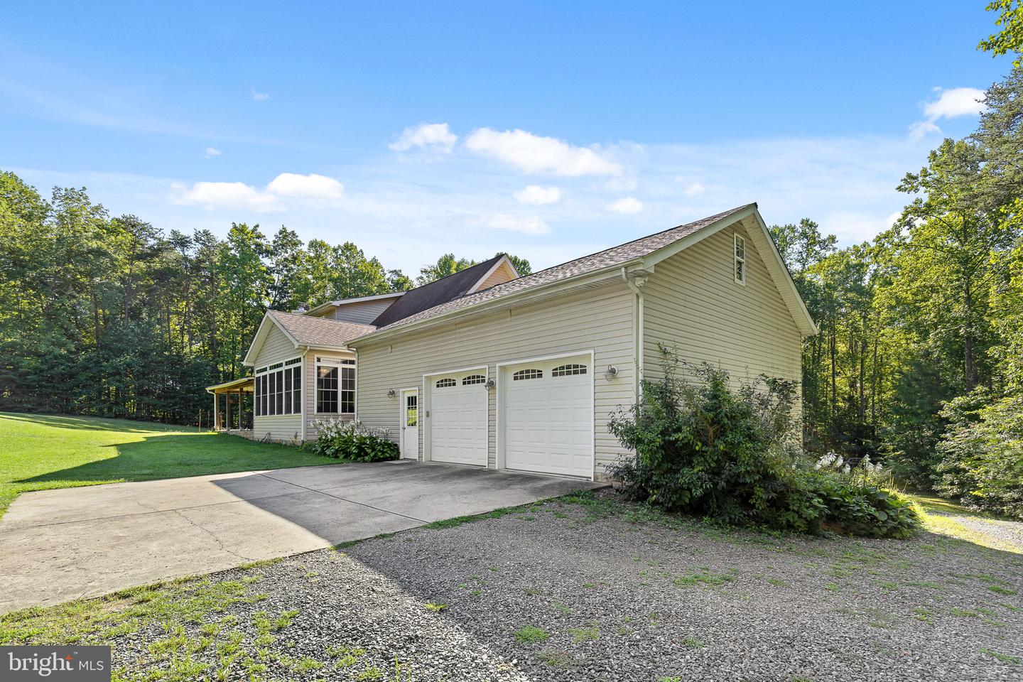 895 Stefaniga ROAD