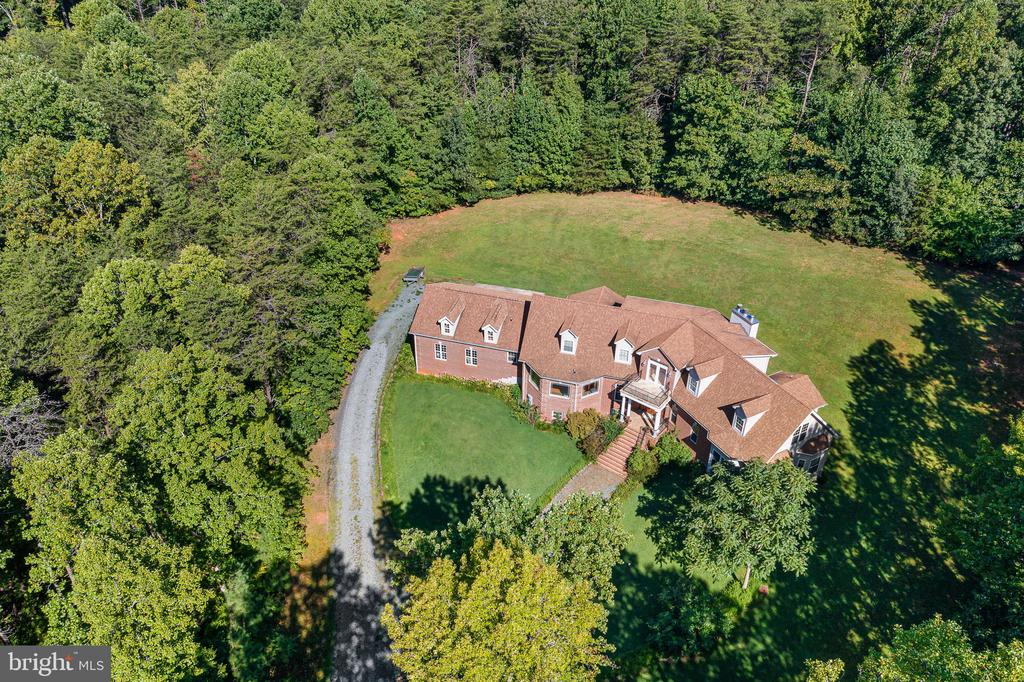 895 Stefaniga ROAD