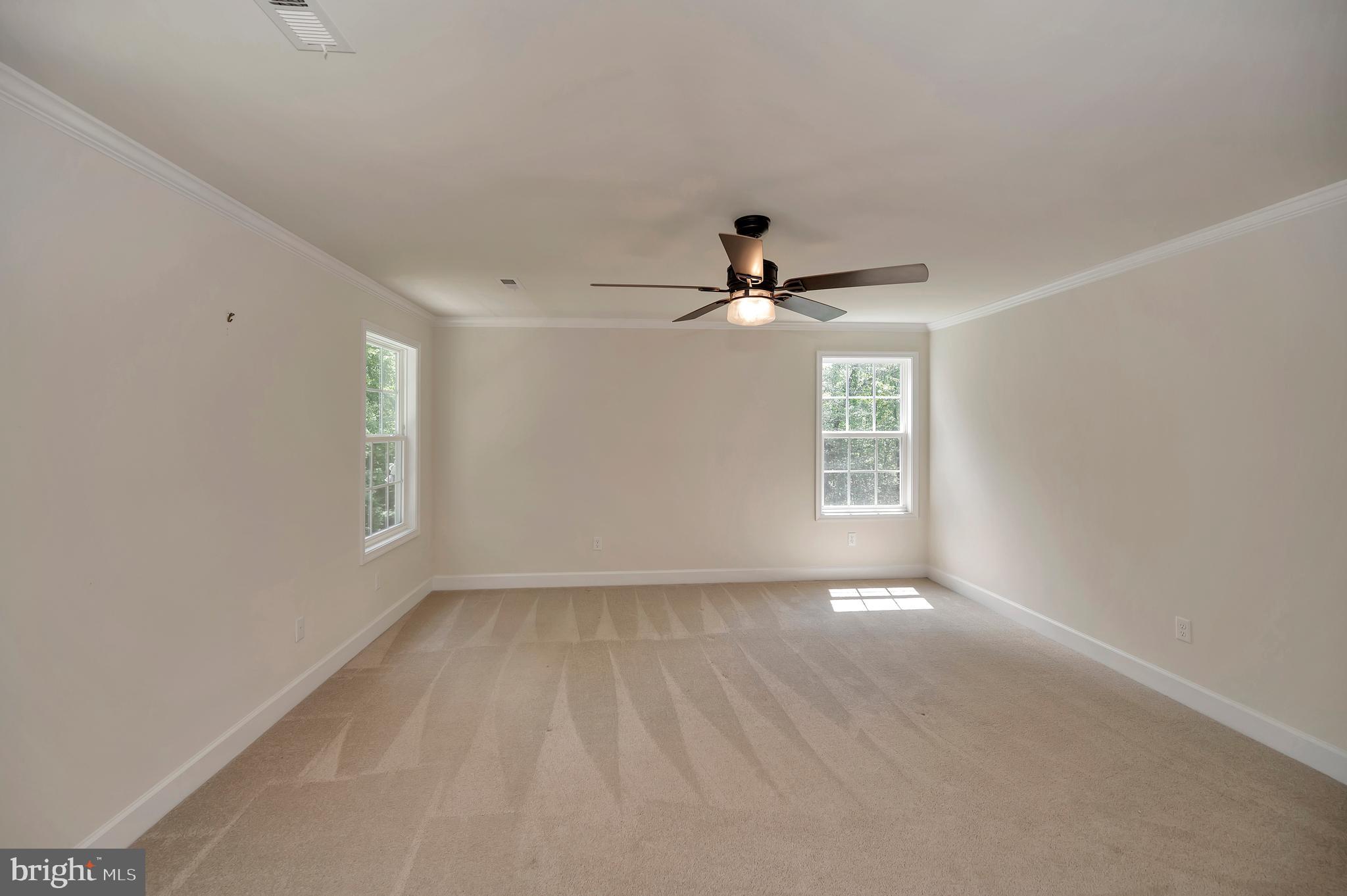 17 Accokeek View Ln