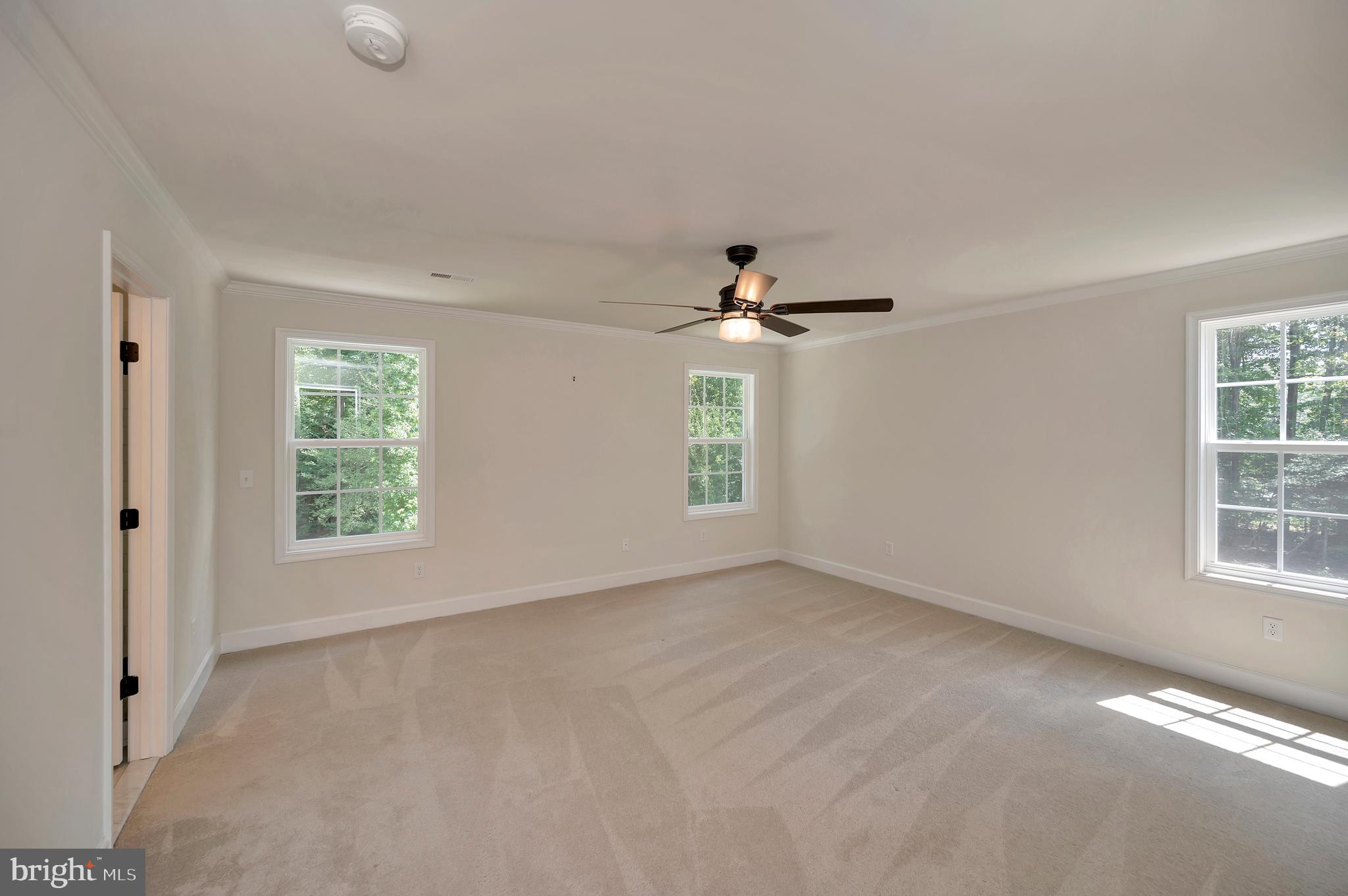 17 Accokeek View Ln