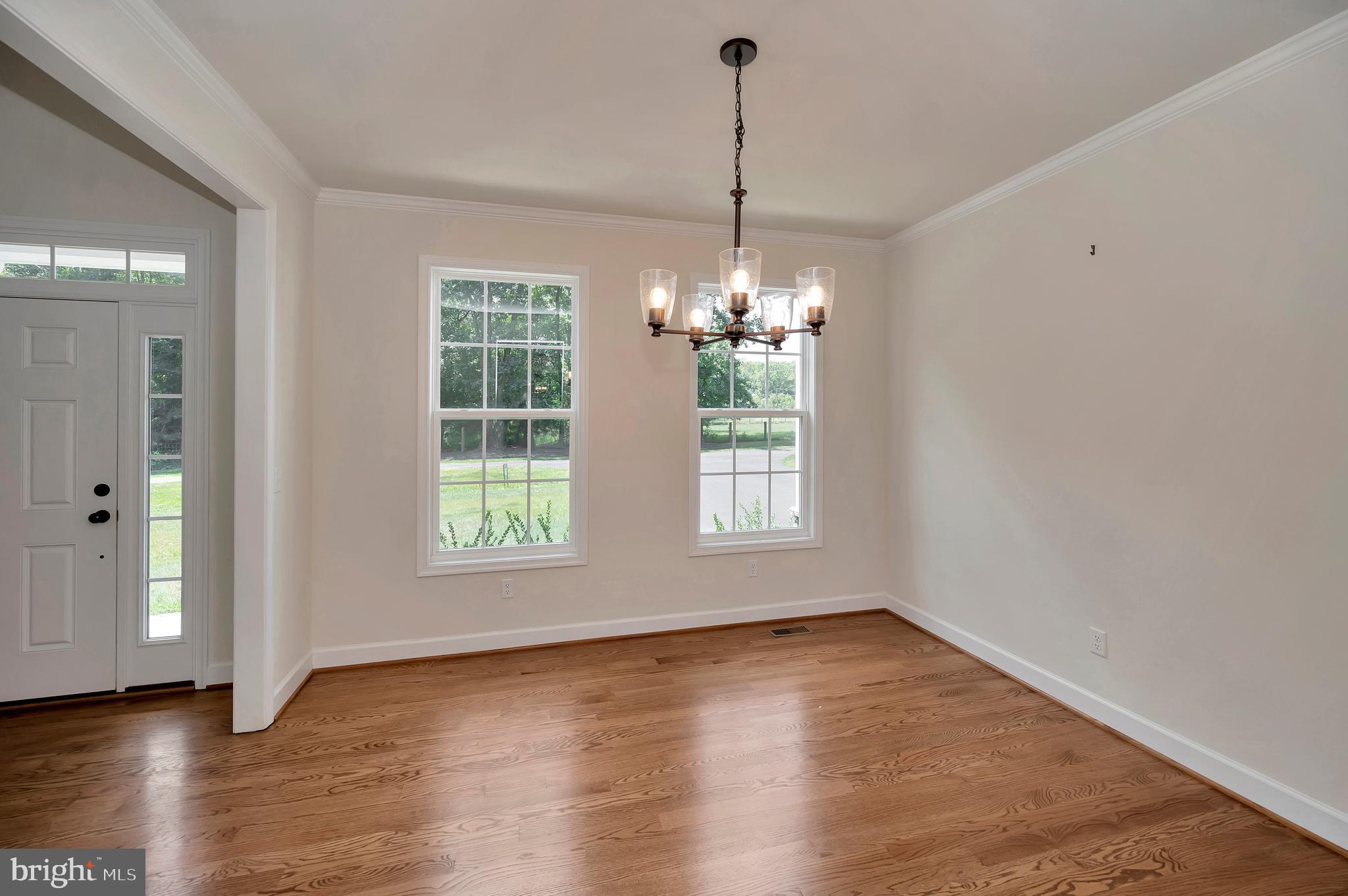 17 Accokeek View Ln