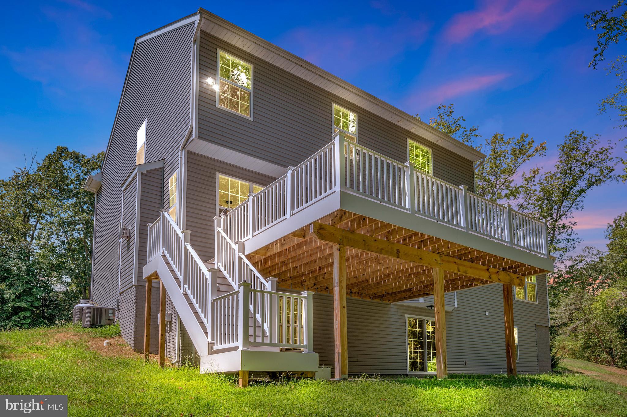 17 Accokeek View Ln