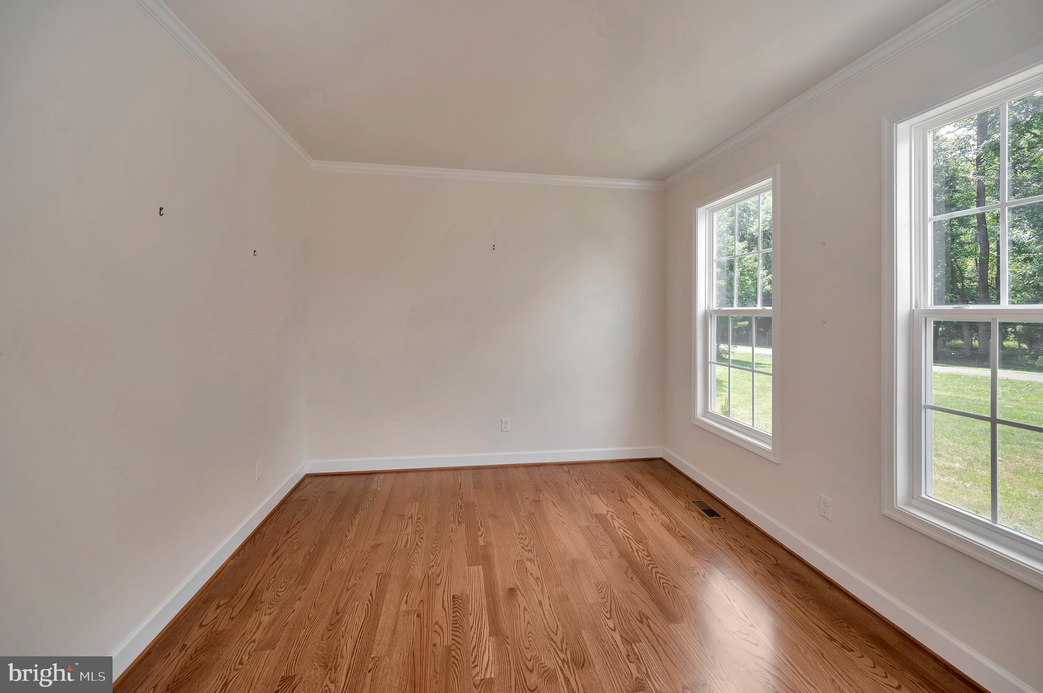 17 Accokeek View Ln