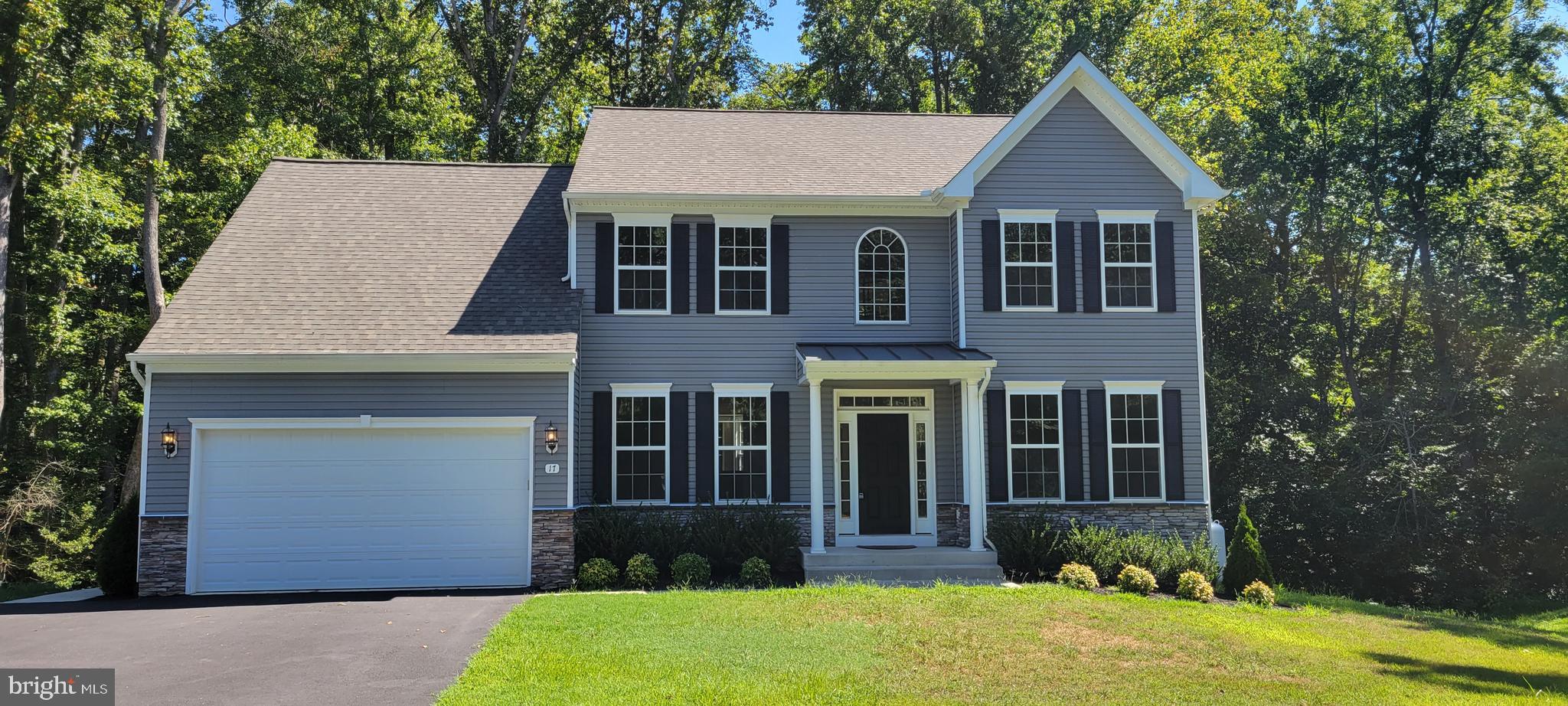 17 Accokeek View Ln