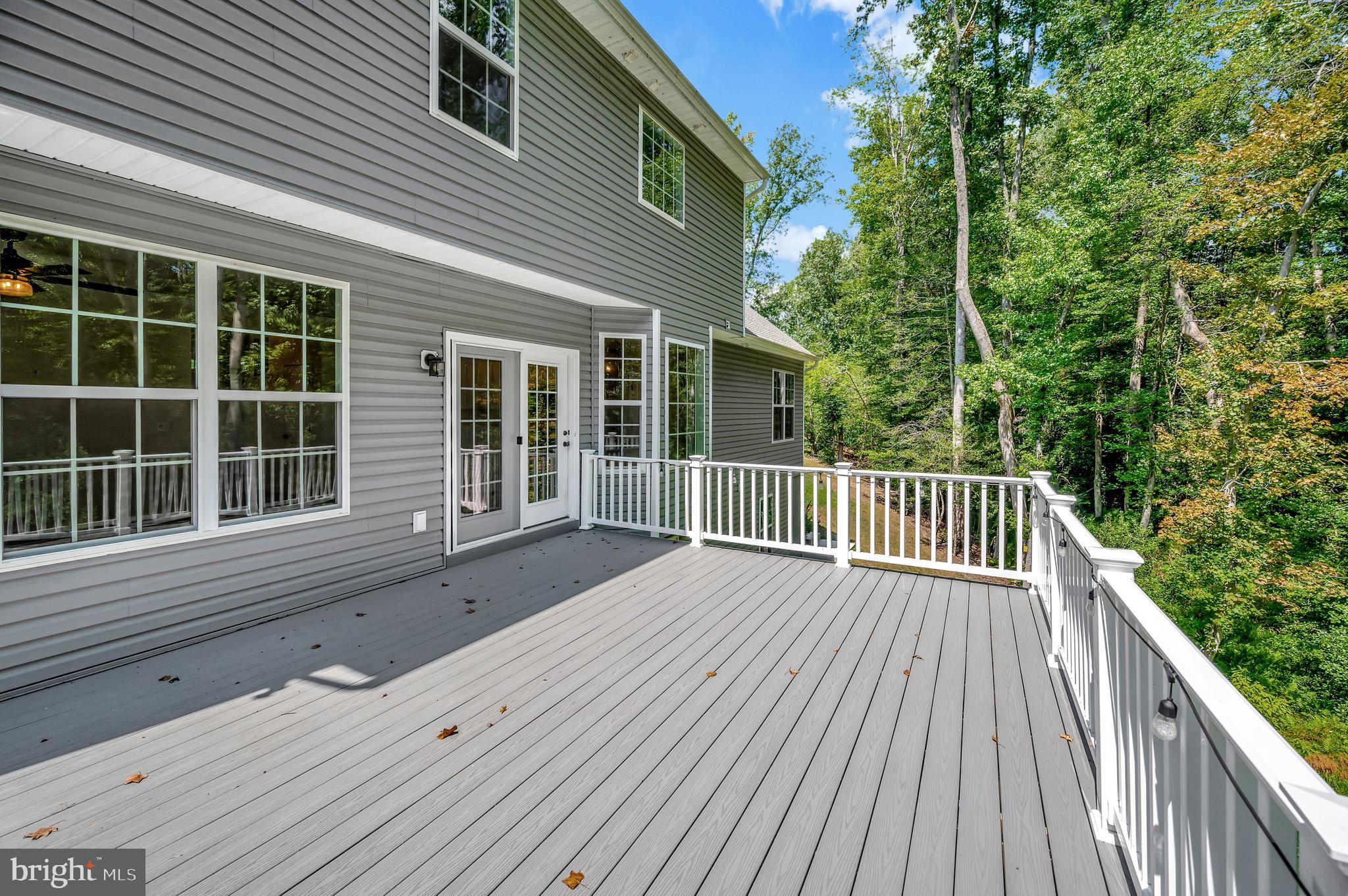 17 Accokeek View Ln
