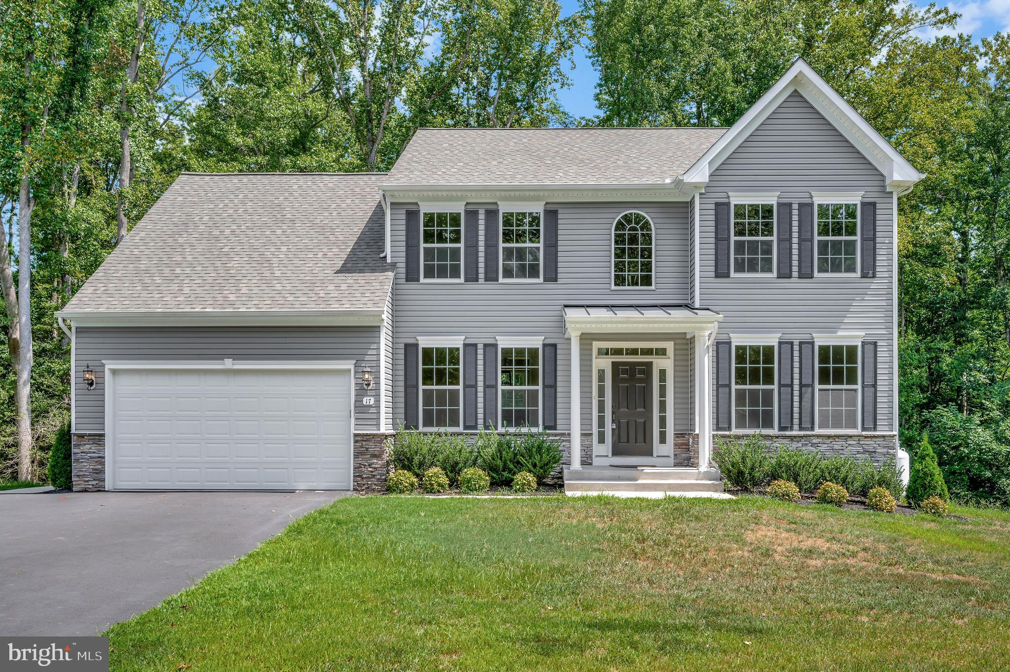 17 Accokeek View Ln