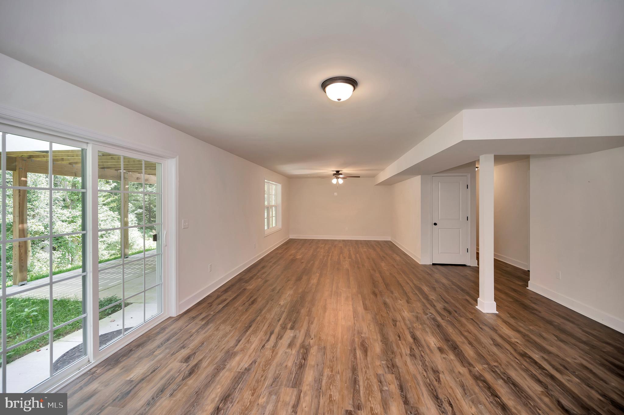 17 Accokeek View Ln