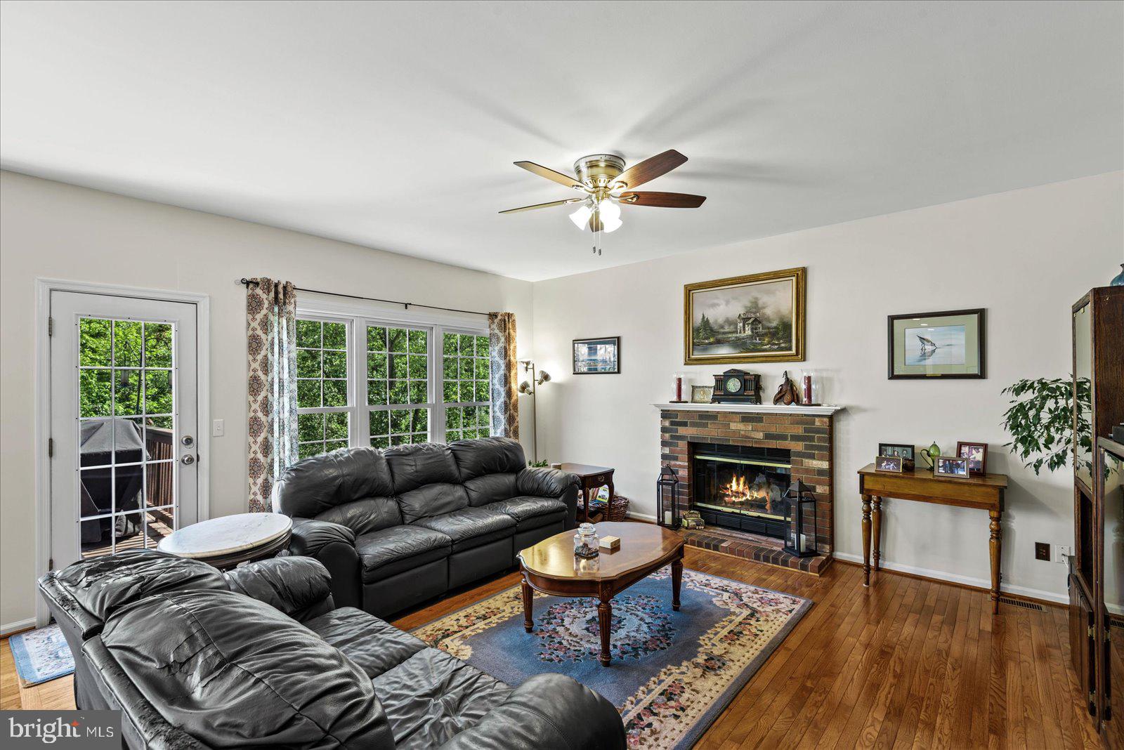 15 Westbrook LANE